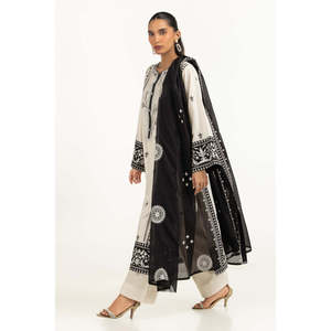 IUSTKSD-2210 Traje de 3 Piezas con Bordado Moderno, Elegante, para Fiestas Formales, Tallas XS a 6XL, Transpirable, Ligero, Personalizable, ODM Disponible - Product Image 3