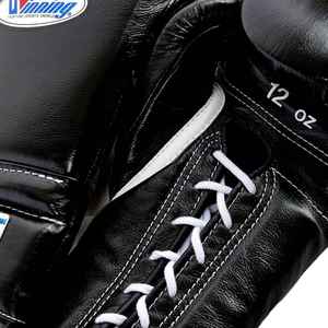 Guantes de boxeo negros con cordones Guantes de boxeo de entrenamiento de alta calidad hechos a medida con engranajes de boxeo de cuero genuino - Product Image 3