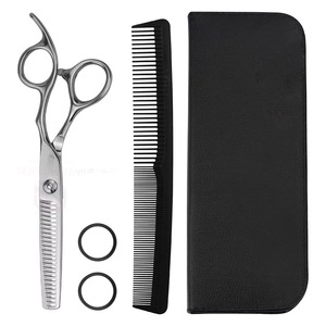 Tijeras de Entresacar Profesionales para Peluquería, 5.75 Pulgadas, al por Mayor |   Alicate Alemán de Acero Inoxidable para Diestros con Punta Roma de 32 Dientes - Product Image 4