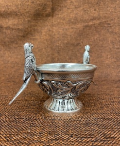 Figurine de perroquet en métal plaqué argent à la main avec bol pour la décoration de la maison bol flottant de fleur pour la décoration de mariage - Product Image 5