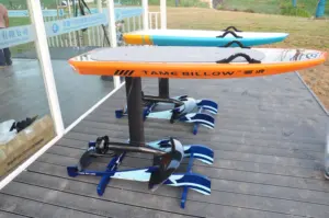 Tabla de Surf Eléctrica YH YH-03 de Alta Potencia de 8kw para Surfear en el Agua, 45KM/H, con Accesorios Adicionales para Aguas Abiertas - Product Image 2