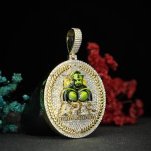 เครื่องประดับฮิปฮอปจี้เพชรทรงกลมเคลือบสีทองรูปการ์ตูนที่กำหนดเองจี้ตัวอักษรเคลือบสีทอง - Product Image 6