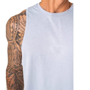 เสื้อกล้ามออกกำลังกายคอกลมคุณภาพสูงสำหรับผู้ชาย สไตล์ลำลอง กระชับกล้ามเนื้อ ทรงโค้งชายเสื้อ ผลิตจากผ้าโพลีคอตตอน - Product Image 3