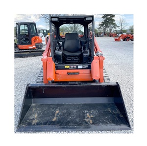 Chargeuse compacte Kubota d'occasion, charge nominale de 4 tonnes avec composants centraux, roulement de boîte de vitesses pour moteur et pompe - Product Image 6