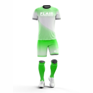 ชุดเสื้อฟุตบอลของผู้ชายชุดฟุตบอลสไตล์ย้อนยุคพร้อมโลโก้ OEM พิมพ์ซับลิเมชันแบบอัตโนมัติ - Product Image 3