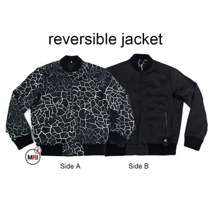 แจ็กเก็ตบอมเบอร์สำหรับผู้ชายสีดำผ้าซาตินพิมพ์ซับลิเมชันสำหรับฤดูหนาว - Product Image 3