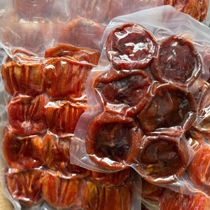 ลูกพลับแห้งเคี้ยวนุ่มจากเวียดนามทำจากผลไม้ธรรมชาติร้อยละ100สำหรับขนมขบเคี้ยวขายปลีกและฉลากส่วนตัว - Product Image 1