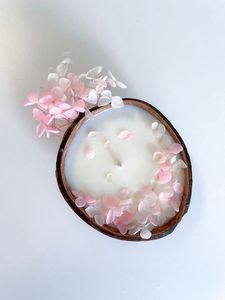 Bougies artisanales écologiques en coquille de noix de coco 2025 pour la décoration et les idées de cadeaux de vacances de Noël - Product Image 3