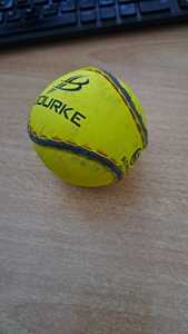 Pelotas de Hurling Irlandesas de Color Sólido para Entrenamiento Profesional, Tamaño Personalizado, Color Personalizado, Diseño de Escudo, Logotipo Personalizado, Goma - Product Image 4