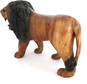 Statue de lion en bois de qualité supérieure, courbes lisses, accents dorés et personnage équin expressif, décoration. - Product Image 2