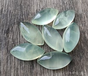 ลาวีรา โฮลเซล หินควอตซ์เพรนไนต์สีเขียว รับรองโดย IGI รูปทรงมาร์คีส์ หลังแบน ขนาด 8 มม. ขนาดปรับเทียบแล้ว หินธรรมชาติแบบเม็ดเดี่ยว - Product Image 4