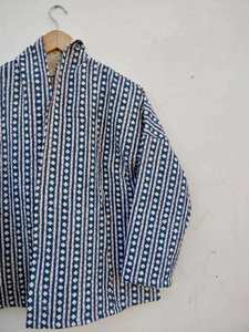 Veste Kantha faite à la main à manches longues pour femme, bleu marine, imprimé, pour occasions spéciales, tenue de soirée et tenue décontractée - Product Image 4