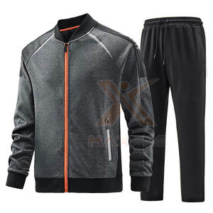 Nuevo Conjunto Deportivo para Hombre al por Mayor, Conjunto Deportivo de Dos Piezas en Color Sólido - Product Image 3