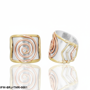 Bague de méditation spirale géométrie sacrée en tri-métal carré faite à la main, bijou unique en métaux mixtes - Product Image 1