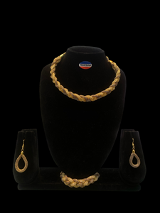 Ensemble de bijoux en alliage d'or vintage collier et bracelet à maillons larges à mailles à la mode pour les mariages et les fêtes cadeau - Product Image 3