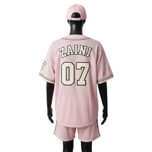 Ensemble short de baseball pour femme, polyester sport premium, maille 150 gsm, léger, rose, avec logo appliqué brodé. Ensembles pour femmes. - Product Image 2