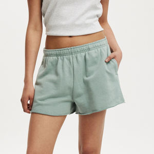 Short de sport personnalisable pour femmes de haute qualité couleur unie longueur courte avec poches latérales respirant coupe ample dames courtes - Product Image 3