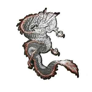 Badges de broderie faits à la main pour manteaux habillés, blazers et décoration de vêtements de mode - Product Image 2