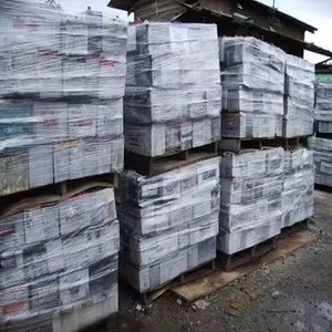 เศษแบตเตอรี่รถยนต์และรถบรรทุกใช้แล้วทิ้งเศษแบตเตอรี่ตะกั่วแบบระบายออก - Product Image 1