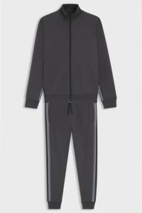 ชุดวอร์มลายทางสีเทาสไตล์สปอร์ต พร้อมแจ็คเก็ตซิปและกางเกงขายาวทรงเข้ารูปเอวปรับได้ ชุดลำลองสำหรับฤดูหนาว - Product Image 3