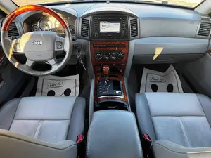 JEEP GRAND CHEROKEE OVERLAND 2006 USADO, Volante a la Izquierda/Derecha - Product Image 2