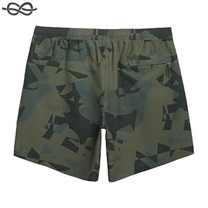 กางเกงขาสั้นวิ่งออกกำลังกายสำหรับผู้ชายแห้งเร็วมีกระเป๋ามีซิปไม่มีซับในระบายอากาศได้สำหรับออกกำลังกายในยิม - Product Image 2