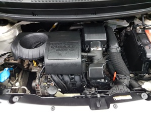 Xe Kia Morning Picanto CT246515 năm 2012: Tiện nghi trong thành phố, kiểu hatchback, nhanh nhẹn, lý tưởng cho việc đi lại trong đô thị, tiết kiệm nhiên liệu tuyệt vời, xe nhỏ gọn đáng tin cậy. - Product Image 5