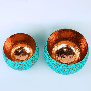 Modern High Quality Copper Bowl with Elegant Honeycomb Pattern for Serving Fruits <b>Snacks</b> or Weddings Home Decorative Trays - Product Image 1