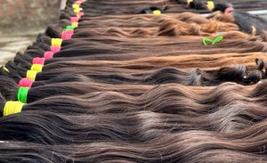 Cabello Humano Remy Natural Ondulado Indio Virgen Profesional de 30 Pulgadas de Alta Calidad con Doble Trama a Máquina para Salones y Estilistas - Product Image 5