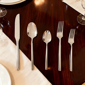 Set di Posate in Acciaio Inox Coltelli Cucchiai Forchette Placcati Argento Set di Posate di Lusso per Matrimoni e Banchetti - Product Image 1