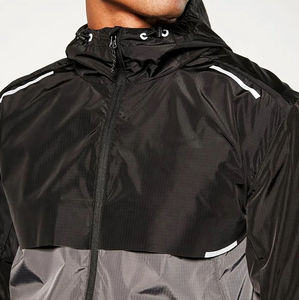 Chaquetas cortavientos de nailon personalizadas para hombre, chaqueta de gimnasio de poliéster, atletismo a rayas reflectantes, deportes, chaquetas a prueba de viento con cremallera completa - Product Image 5