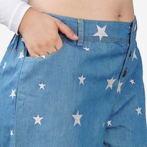 Shorts en jean taille haute pour femme, imprimé étoiles, décontractés, en coton, avec braguette boutonnée, style délavé clair, pour l'été - Product Image 2