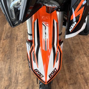 Adesivi e Emblemi Protettivi per Parafango Moto Compatibili con KTM 890 Adventure R 2021-23 - Product Image 1
