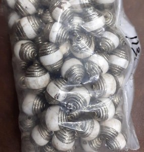 Hạt Trang Sức Xương, Vỏ & Kim Loại - Product Image 5