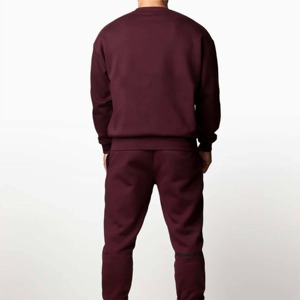 Survêtement d'hiver avec logo personnalisé pour hommes, ensemble de survêtements de jogging à col rond respirant avec techniques imprimées, approvisionnement en vrac - Product Image 2