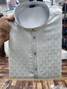 <b>Men's</b> Fashionable Readymade Silk Kurta Pyjama Pakistani Style Cotton Kurta From Surat for Weddings Wholesale Low Price - Product Image 4