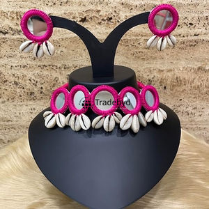 Tradebyd collier de broderie traditionnelle bijoux artisanaux déclaration de mode ethnique pour les femmes - Product Image 2