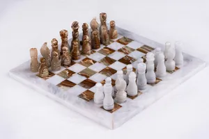 Pièces d'échecs en marbre brun et blanc avec échiquier en marbre, jeu d'échecs en marbre avec rangement, jeu d'échecs en onyx - Product Image 3
