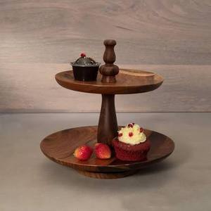 Support à gâteau en bois vintage personnalisable, style de conception panoramique pour la décoration de table de fête d'anniversaire moderne - Product Image 2