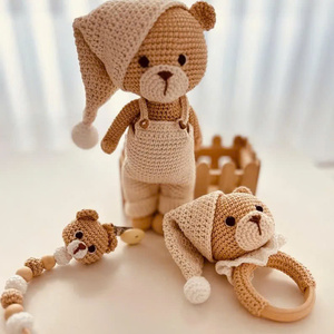 Ensemble de 3 pièces, kit crochet inclus, hochet d'ours, attache-sucette, lot de crochet avec motif amigurumi, coffret cadeau pour bébé - Product Image 4