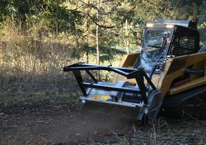 Trituradora DML/SSL para Minicargadora con Motor Yanmar, Componentes Principales Incluyendo Bomba y Caja de Cambios - Product Image 2