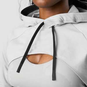 Sweat à capuche court pour femme en gros à quantité minimale de commande bas avec haut à capuche d'entraînement personnalisé avec cordon de serrage pour vêtements décontractés ou vêtements de sport - Product Image 2