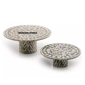 Soporte de pastel de madera de lujo de forma redonda hecho a mano ecológico diseñador de Venta caliente - Product Image 1
