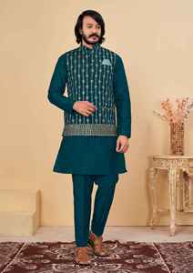Conjunto de Kurta y Pijama para Hombre en Tela de Seda Pura Bordada de Diseñador, en la Última Colección de Ropa Tradicional Étnica India - Product Image 2