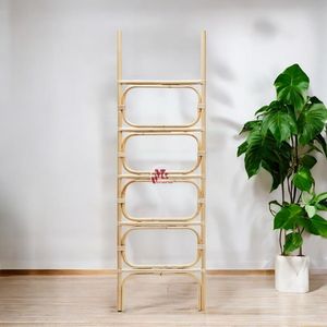 Escalera de ratán de alta calidad Natural para interiores de estilo costero de baño de Villa de hotel al por mayor de Vietnam - Product Image 1