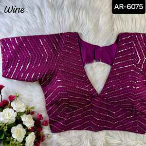 Vêtements traditionnels indiens Chemisier lourd en fausse georgette pour mariage Saree et Lehenga Choli Chemisier prêt à porter pour femme - Product Image 2