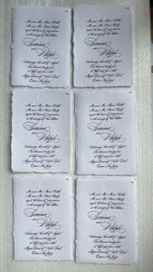 Invitaciones DE BODA prensadas de lámina rústica hechas a medida en papel hecho a mano con borde de cubierta. Ideal para papelería wedding planners - Product Image 3