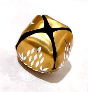 Modern 65mm Gold-Plated Christmas Holiday Decoration Sculpture Polished Technique Aluminium Chillali <b>Metal</b> <b>Crafts</b> Collectible - Product Image 4