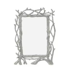 Premium antique design metal <b>glass</b> photo <b>frame</b> with long lasting durability and handcrafted detailing <b>for</b> elegant display - Product Image 1