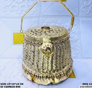 Sac à main de soirée en métal artisanal Craftstages International, sac à main de mariage, tendance, motif cœur en perles, doublure en satin, fermeture à rabat - Product Image 3